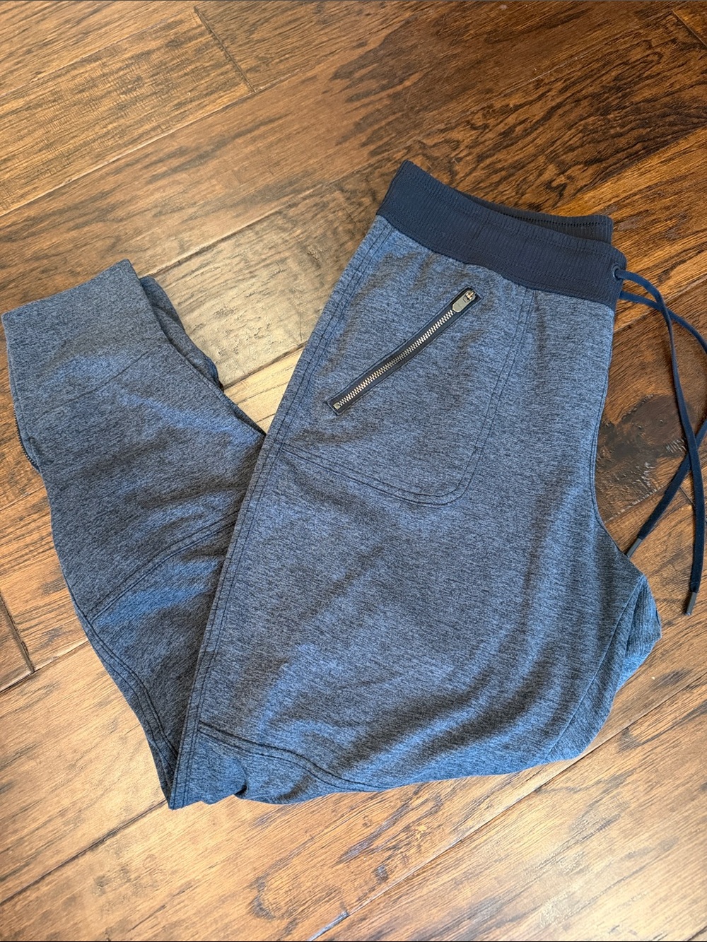 Women’s Athleta Jogger Sweatpants